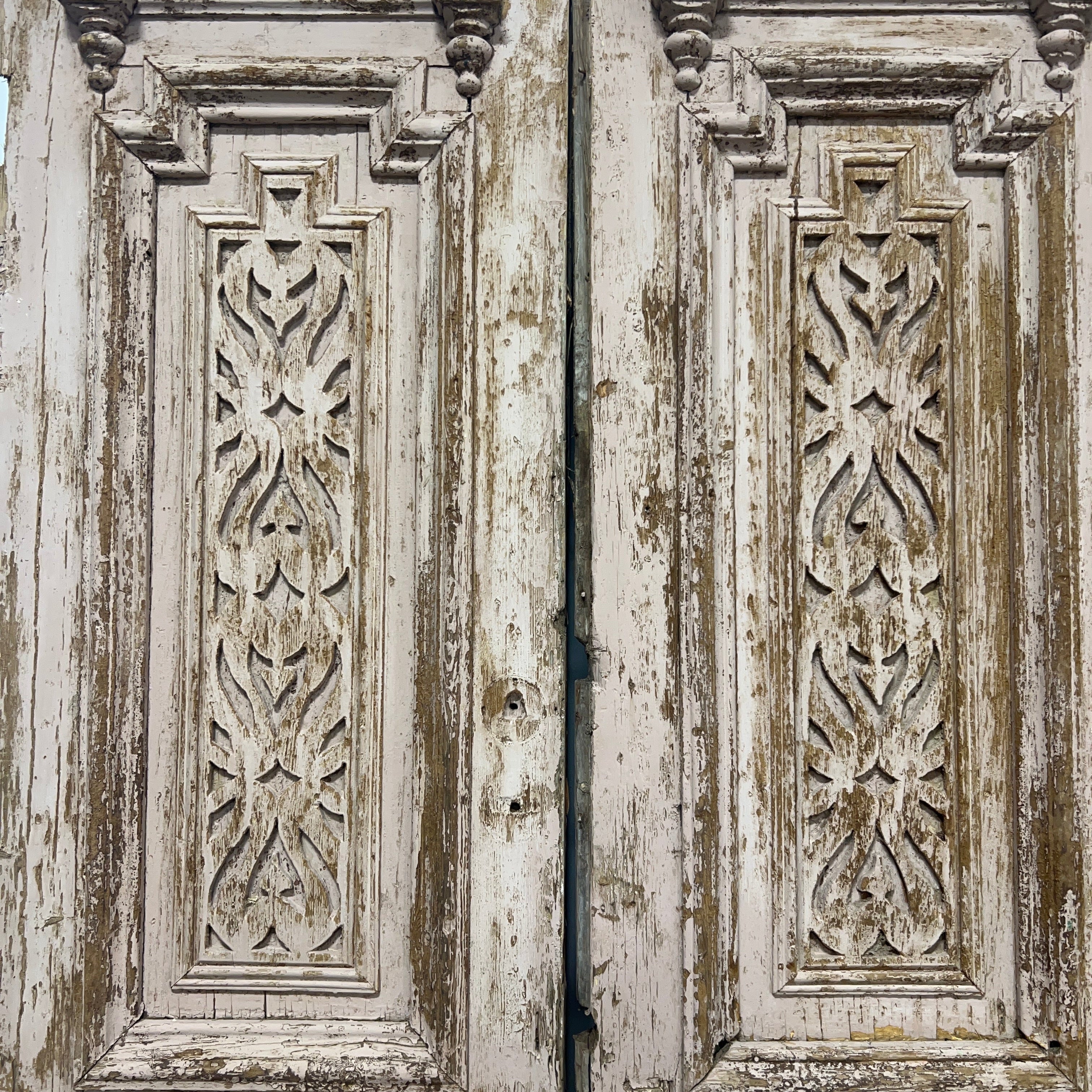 Is Architectural Salvage Furniture Durable for Everyday Use? | Saltaire Antiques